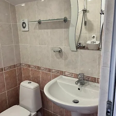 Stedi Guest 3* צ'רנומורץ