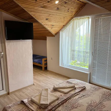 Stedi Guest בית הארחה 3*