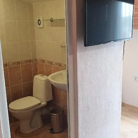 Stedi Guest בית הארחה 3*